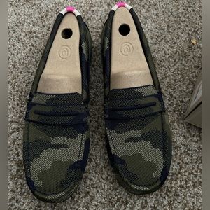 Rothy’s the Driver, ladies, bnib, spruce camo, 8.5